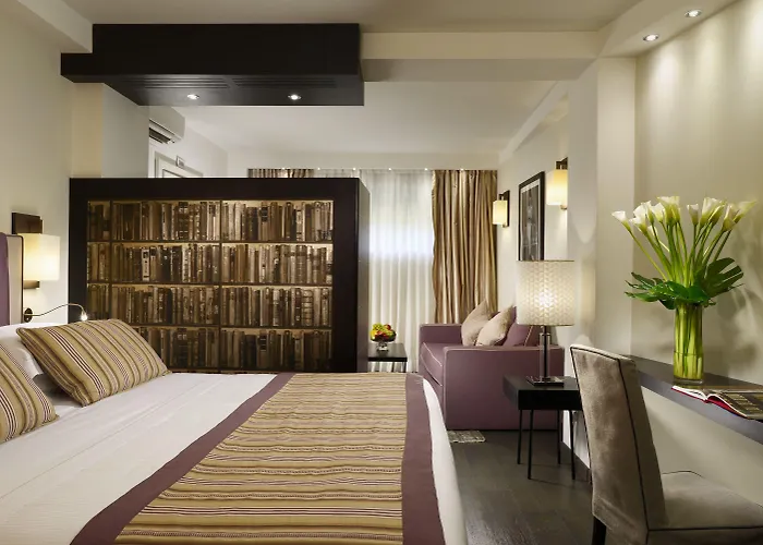 ホテル ポンテ ヴェッキオ スイーツ&スパ 4*