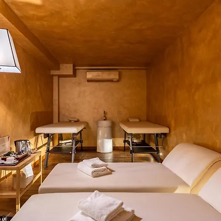Hotel Ponte Vecchio & Florence