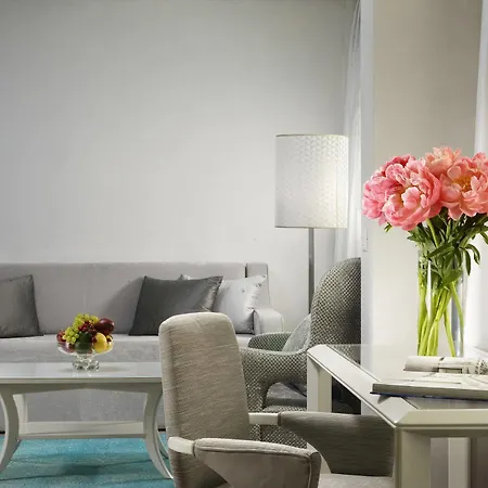 Hotel Ponte Vecchio & 4*