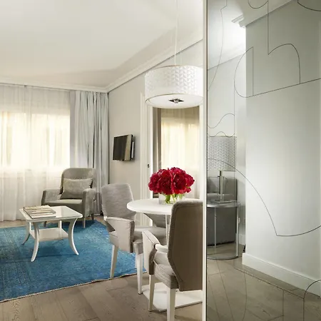 Ponte Vecchio & Hotel 4*