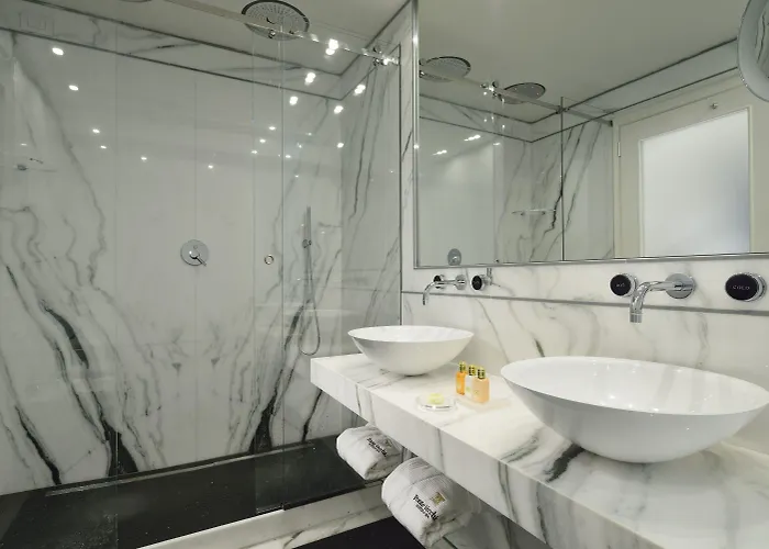 Ξενοδοχείο Ponte Vecchio & 4*