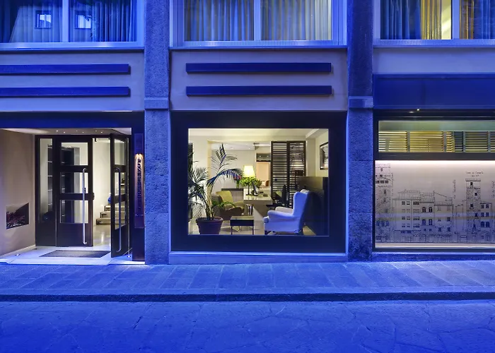 Ξενοδοχείο Ponte Vecchio & 4*