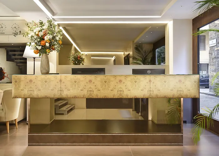 Ponte Vecchio & Ξενοδοχείο