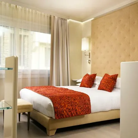 ポンテ ヴェッキオ スイーツ&スパ 4* フィレンツェ